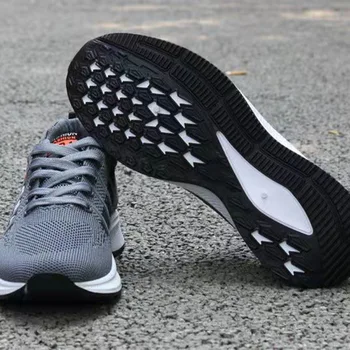 Мужская обувь 2023 года, новая зимняя мода, Корейская повседневная спортивная обувь с дышащей сеткой, удобные Мягкие кроссовки для бега